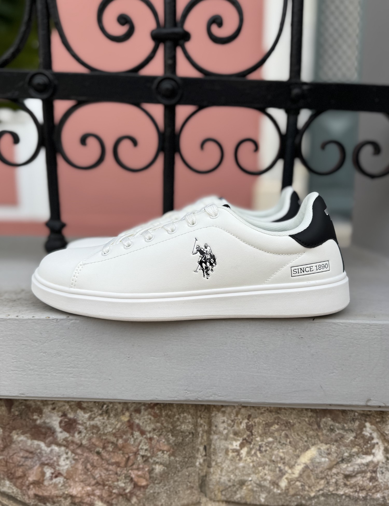 U.S. Polo Assn. ανδρικά λευκα casual sneakers BYRON001DWHIBLK04 φωτογραφία